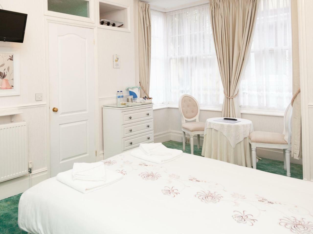 Affittacamere Crimdon Dene 4*